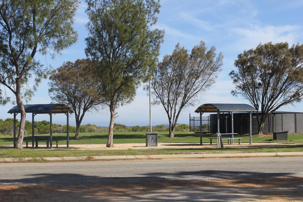 Jurien Beachfront Holiday Units Villa Jurien Bay Esterno foto